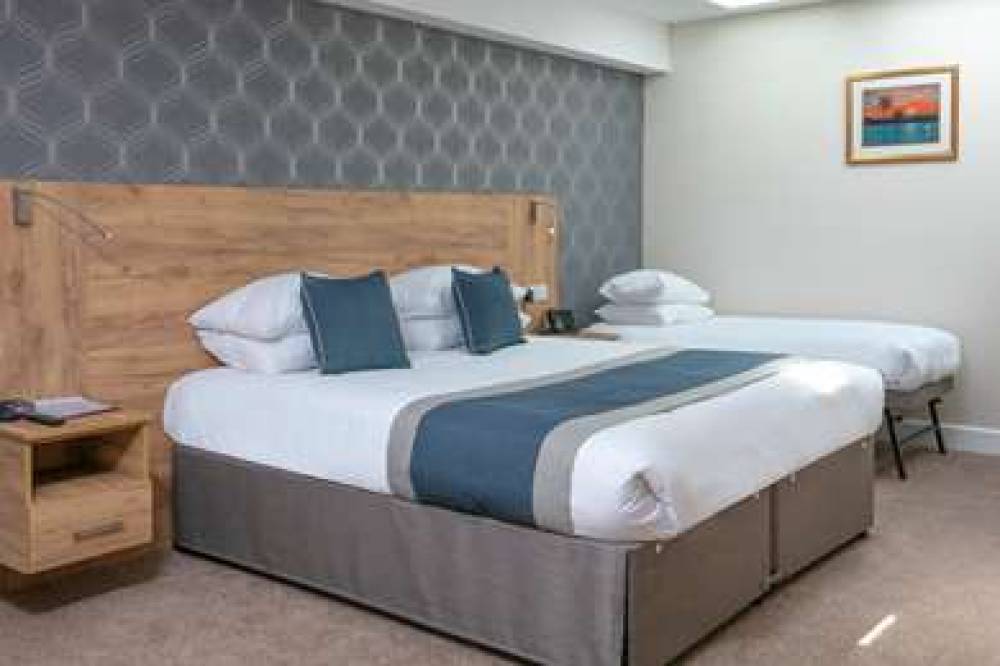 NORTHFIELDS EALING 10