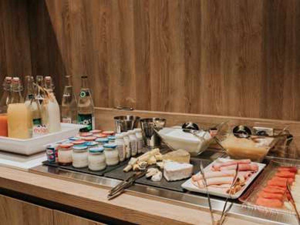 Novotel Angers Centre Gare 8