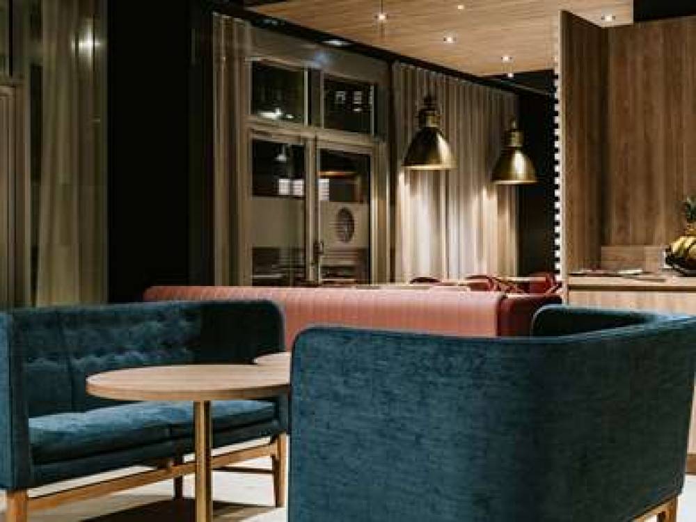 Novotel Angers Centre Gare 4
