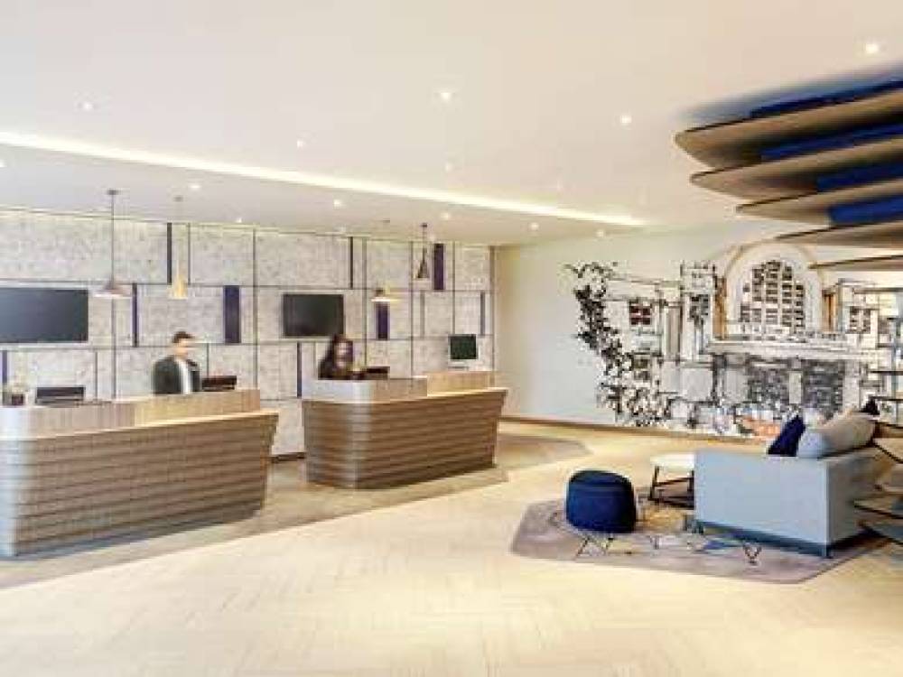 Novotel Jakarta Mangga Dua Square 5
