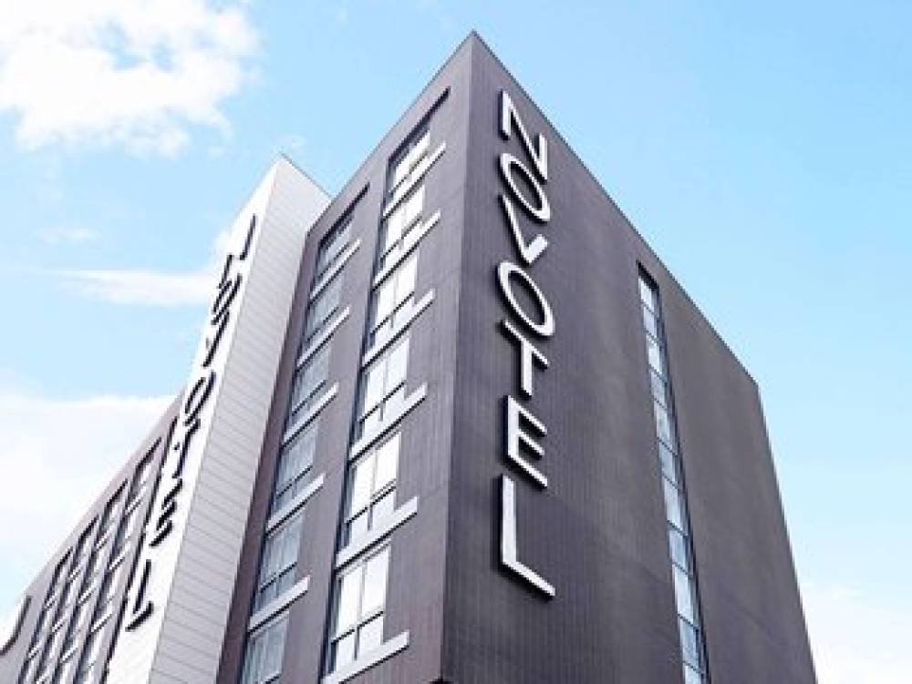 Novotel London Brentford 2