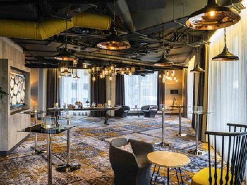Novotel London Canary Wharf 5