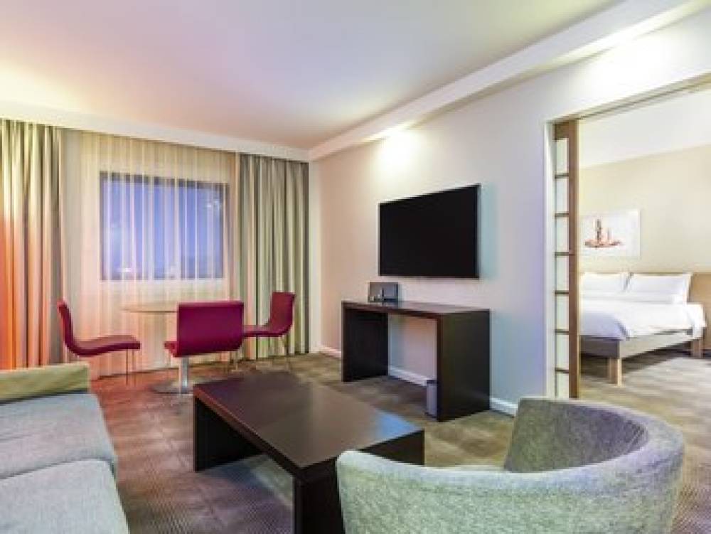 Novotel London Paddington 9