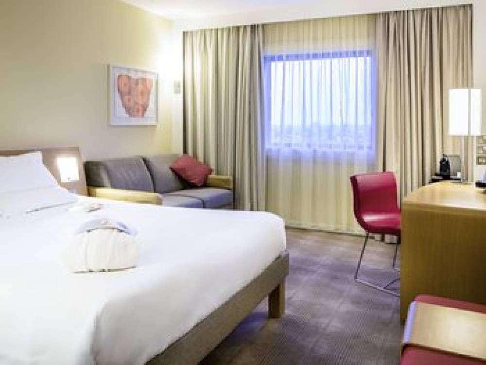 Novotel London Paddington 7