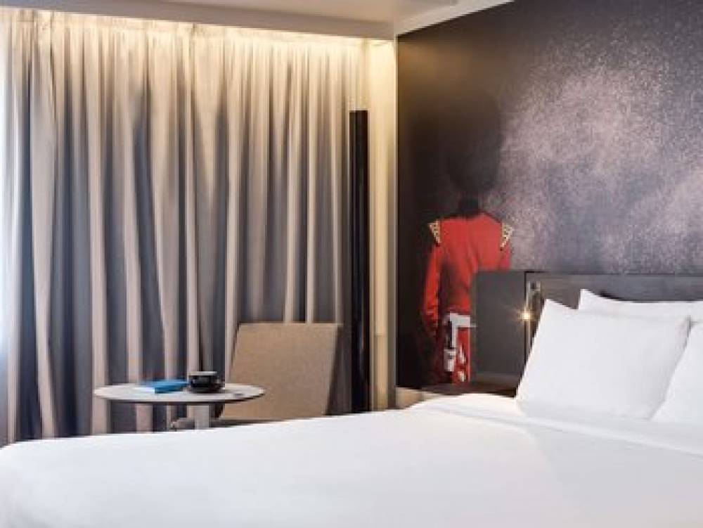 Novotel London Tower Bridge 9