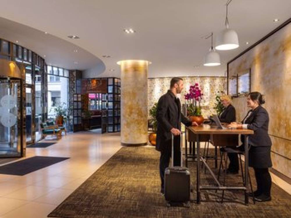 Novotel London Tower Bridge 3