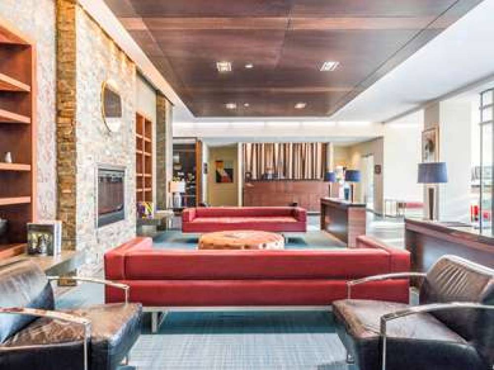 Novotel Montreal Aeroport 3