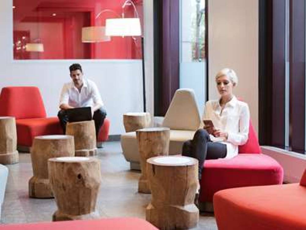 Novotel Montreal Centre 3