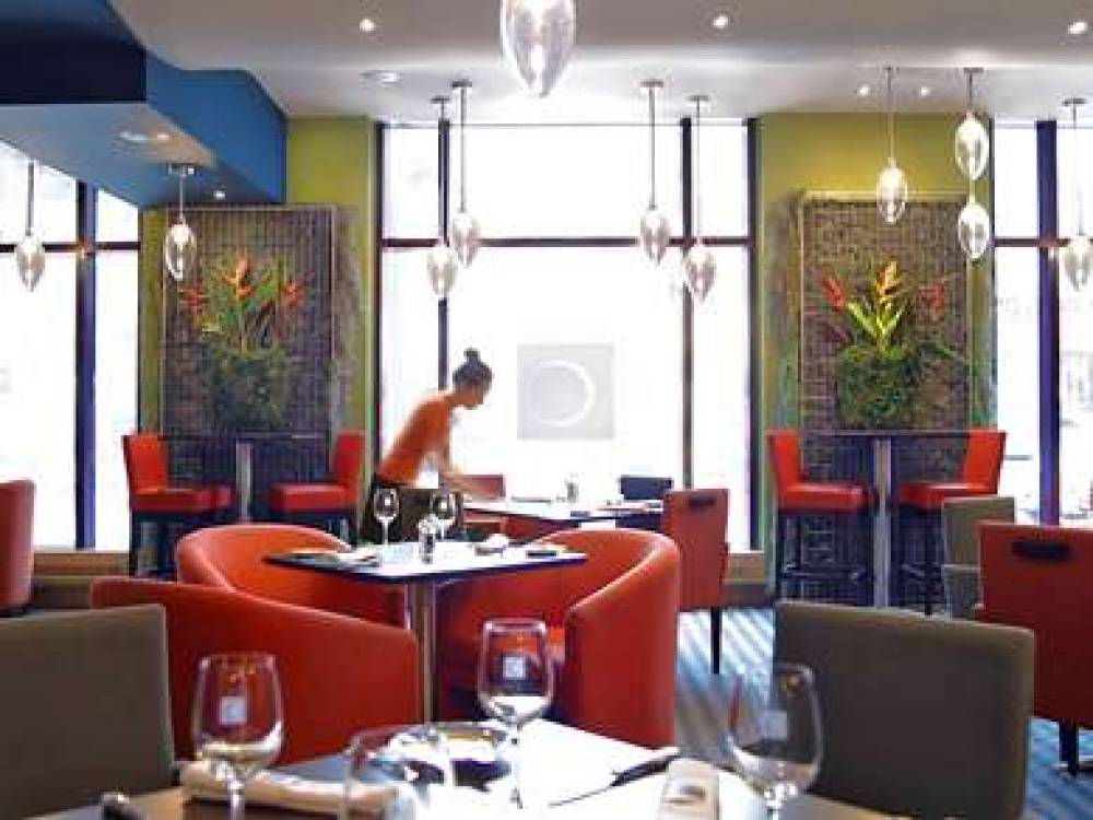 Novotel Montreal Centre 7
