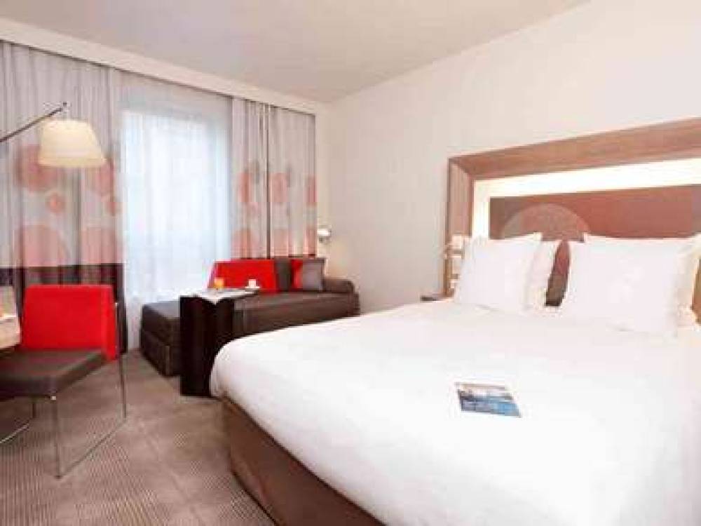 Novotel Paris La Defense Esplanade 6