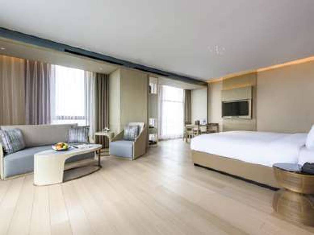 Novotel Shanghai Clover 6