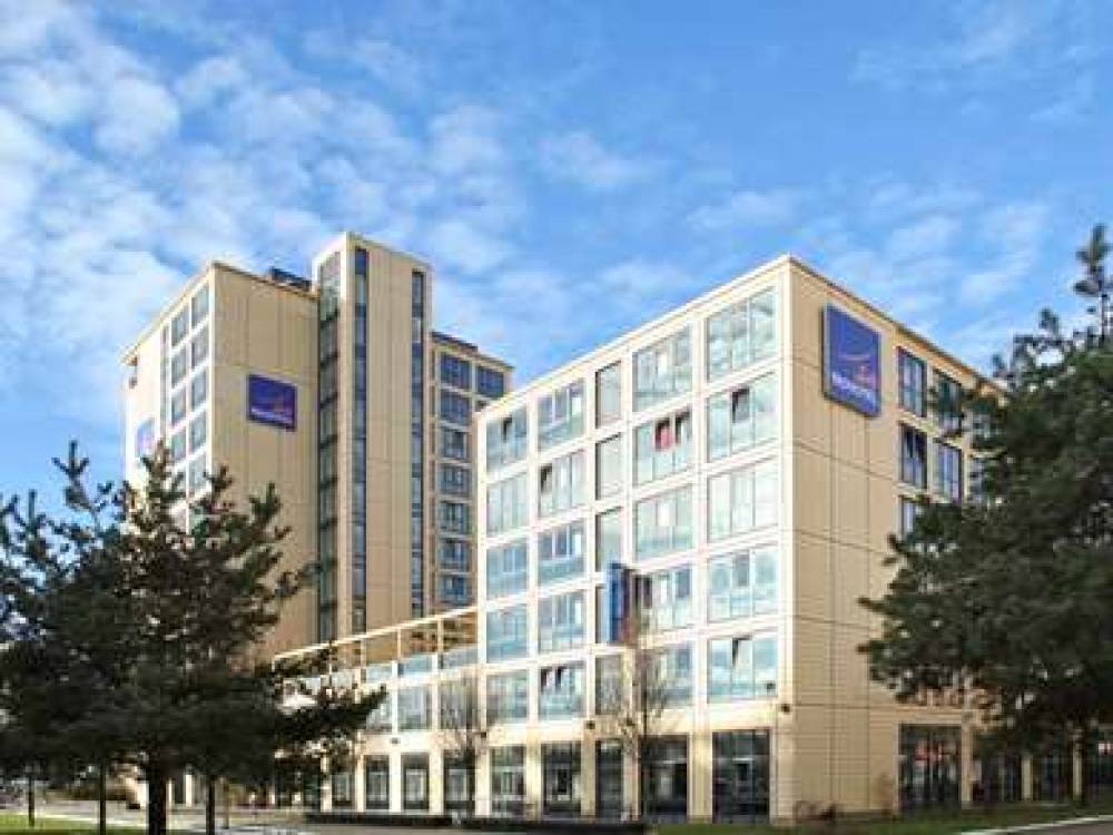Novotel Suites Muenchen Parkstadt Schwabing 1