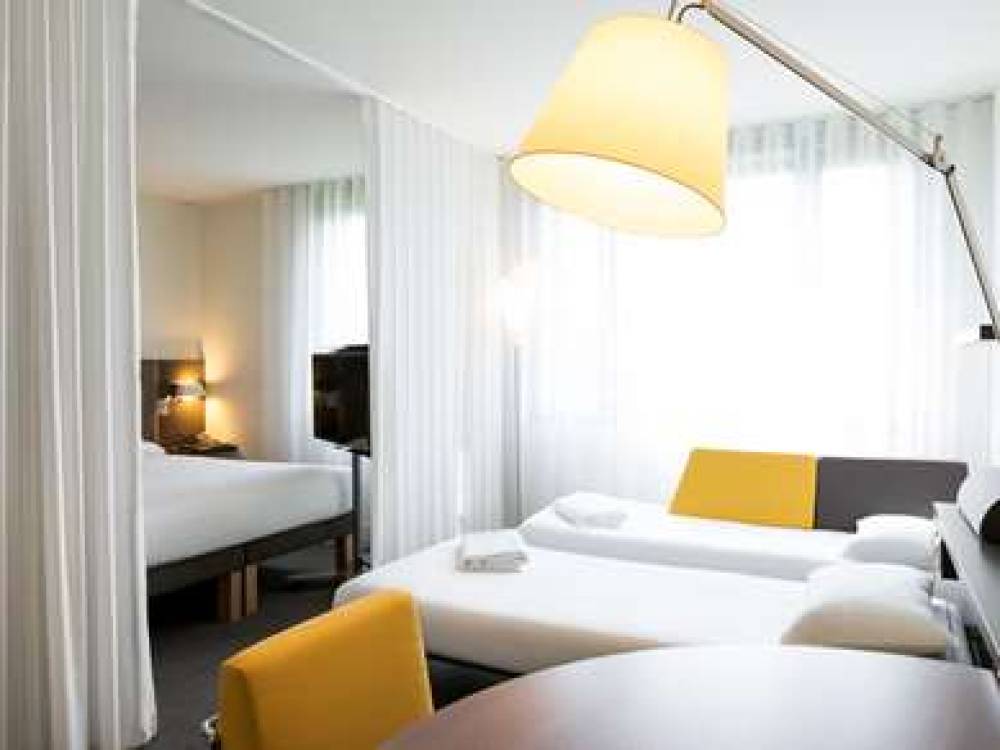 Novotel Suites Paris CDG Airport Villepinte 7