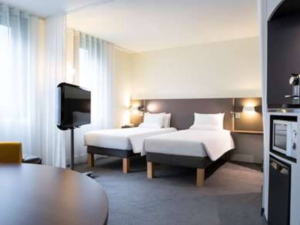 Novotel Suites Paris CDG Airport Villepinte 10