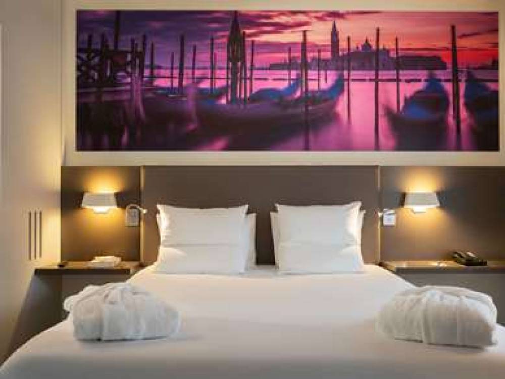 Novotel Suites Paris CDG Airport Villepinte 6