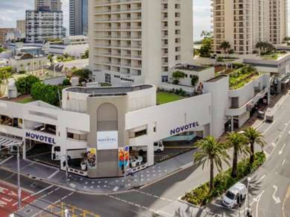 Novotel Surfers Paradise 4