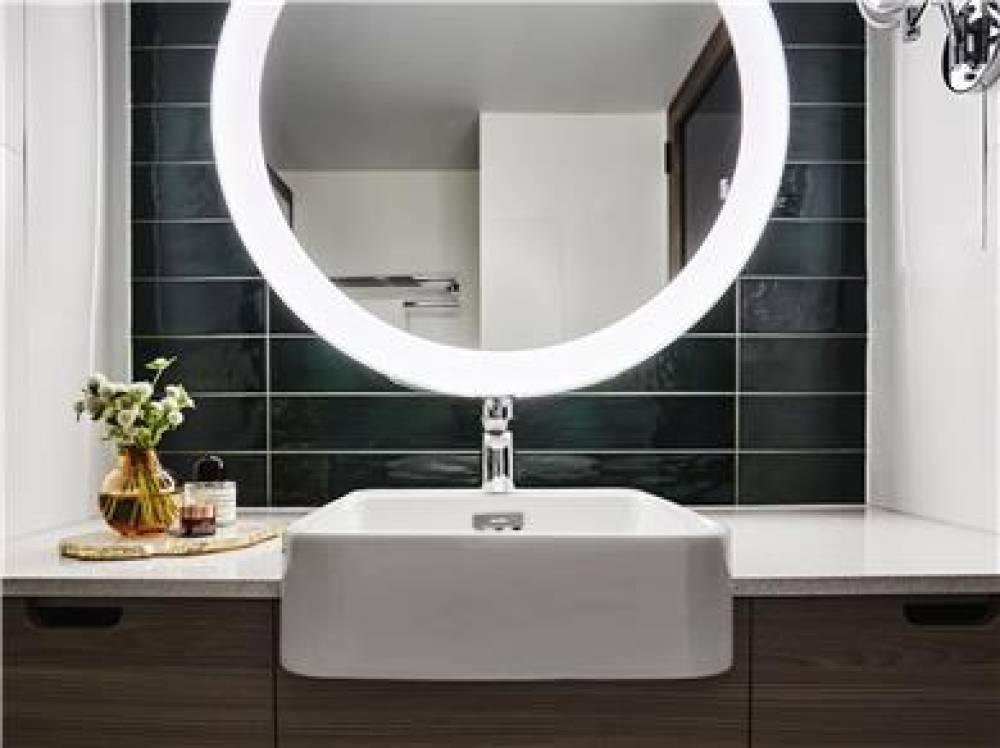 Novotel Sydney Darling Square 10