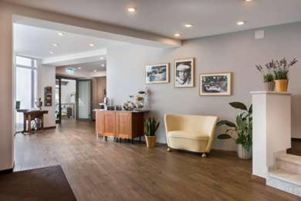 NOVUM BRUY STUTTGART 7