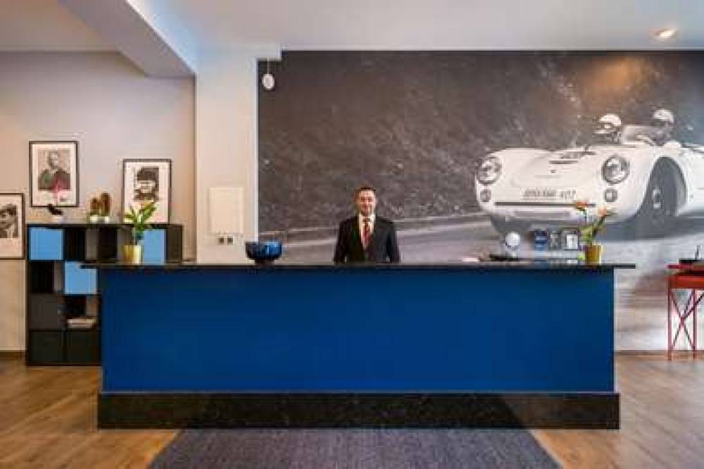 NOVUM BRUY STUTTGART 10