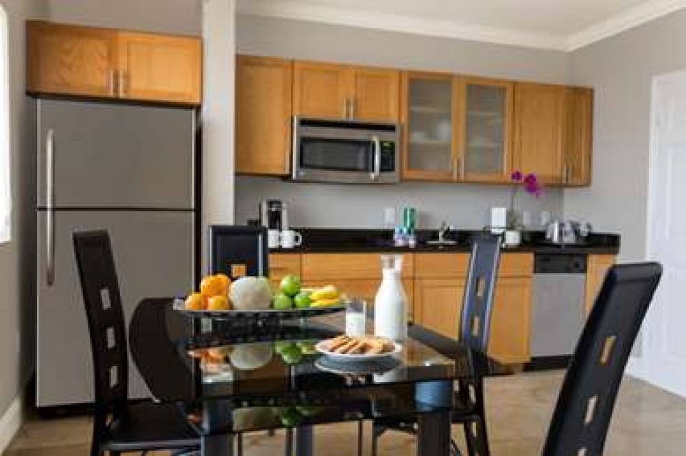 NUVO SUITES 1