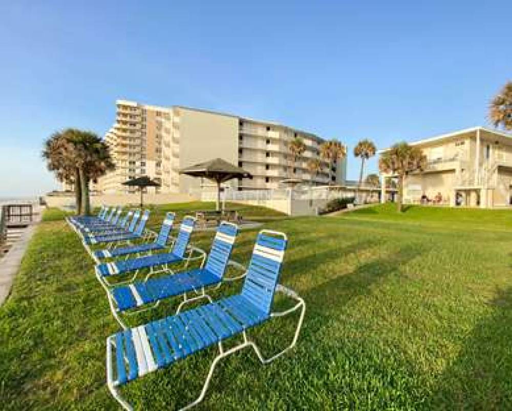 OCEAN COURT BEACHFRONT HOTEL 5