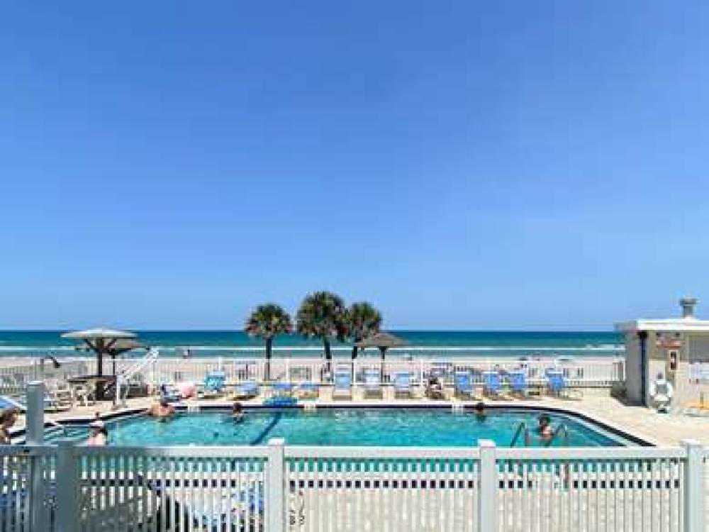 OCEAN COURT BEACHFRONT HOTEL 7