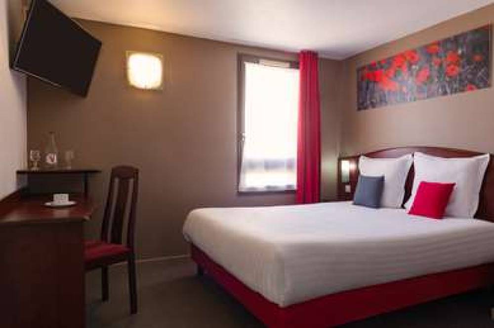 BRIT HOTEL  ARRAS 4