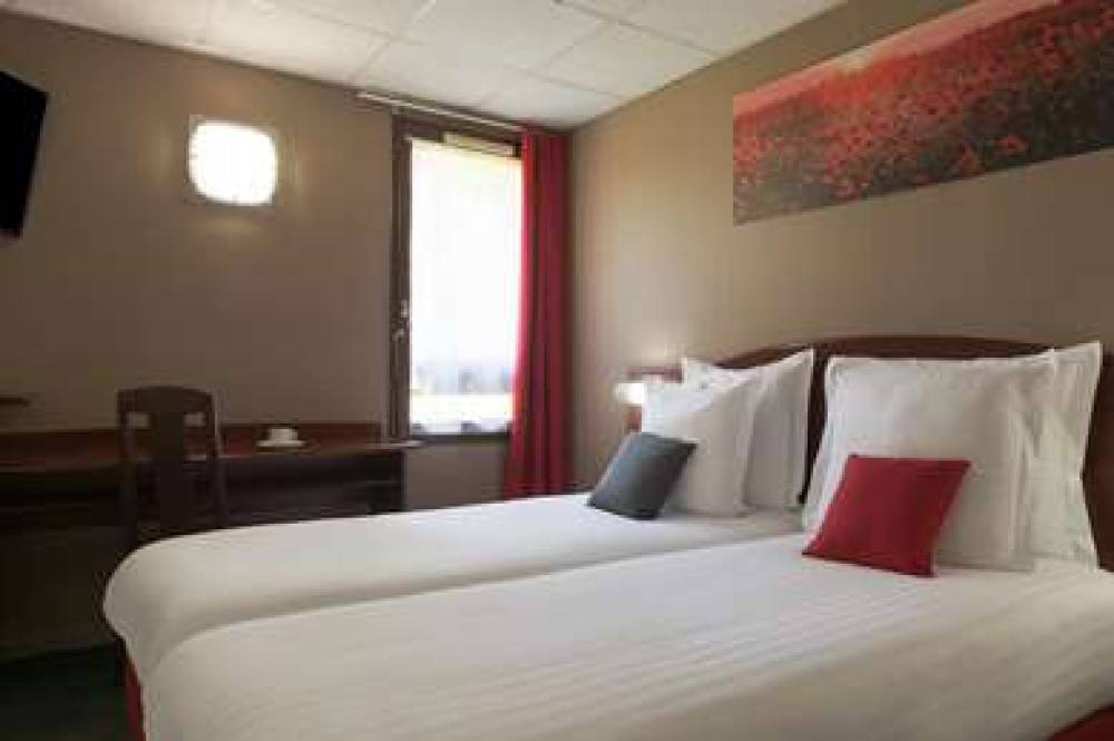 BRIT HOTEL  ARRAS 5