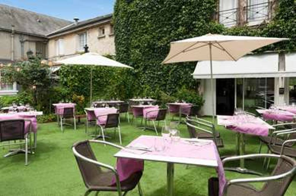 OG CITY HOTEL CHEVAL ROUGE TOURS 3