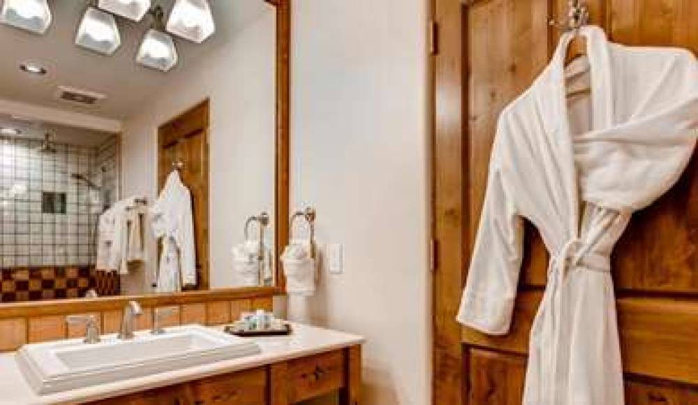 OLD SANTA FE INN 9
