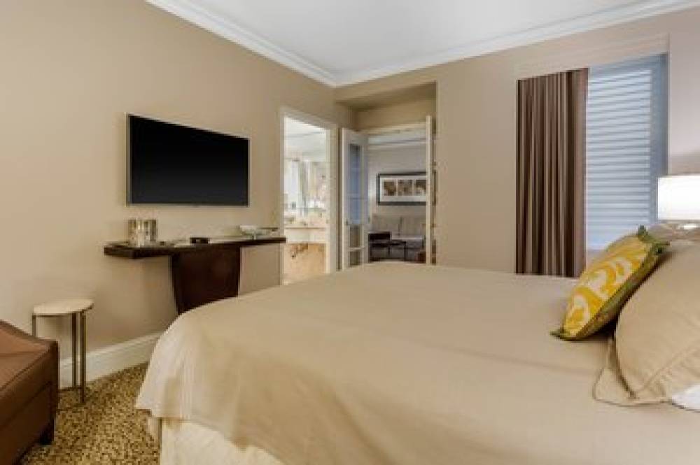 Omni Berkshire Place 10