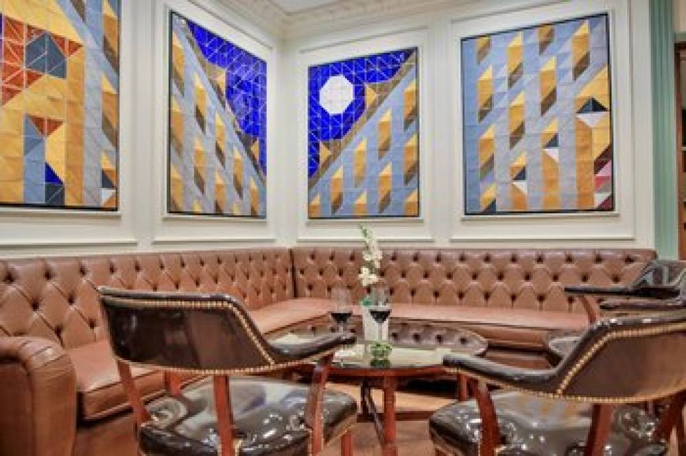 OPERA HOTEL 6