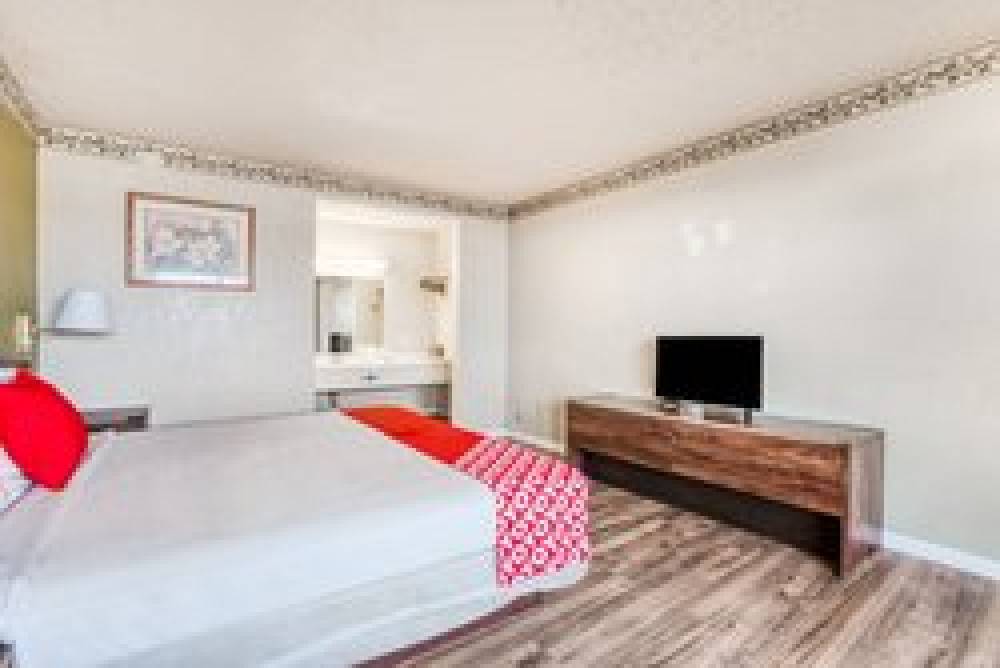 OYO HOTEL BROWNWOOD HWY 67 4