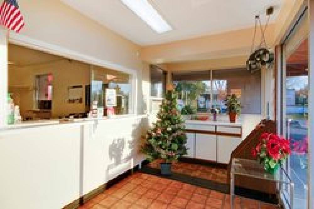 OYO HOTEL PETERSBURG VA I 95 2