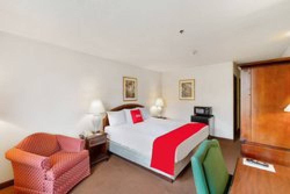 OYO HOTEL PORTAGE I-94 10
