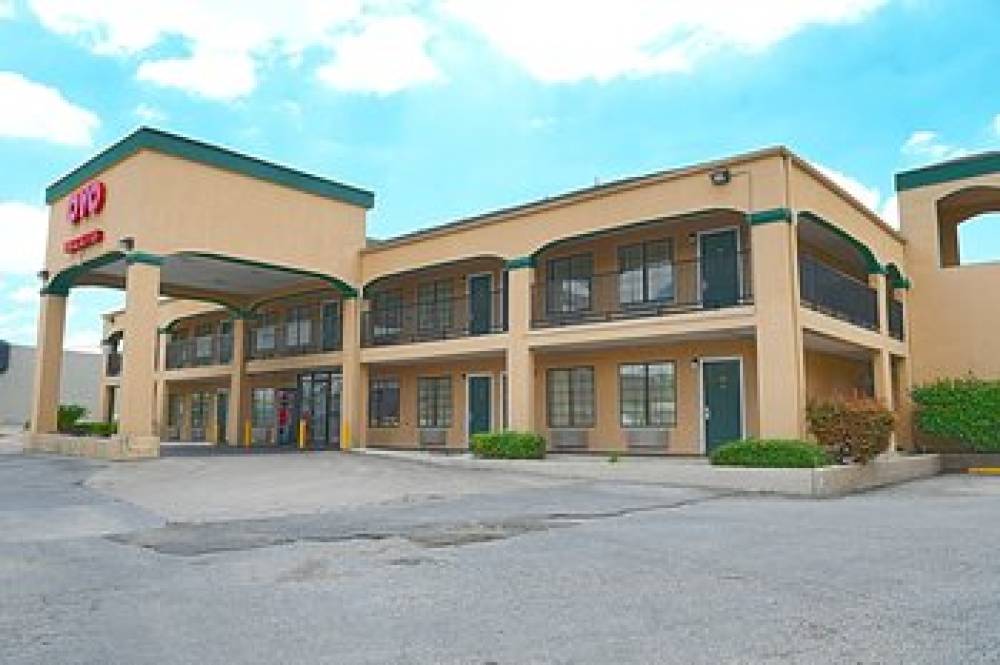 OYO HOTEL SAN ANTONIO NORTHWES 2