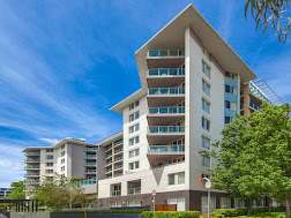 Pacific Suites Canberra 4
