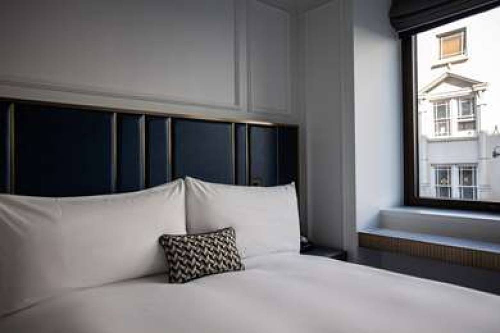 PAGE8 HOTEL 5
