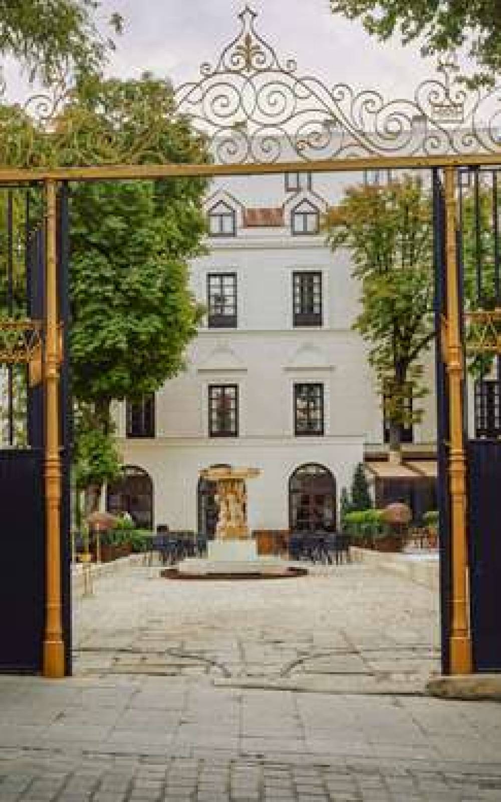 Palacio De Los Duques Gran Mel