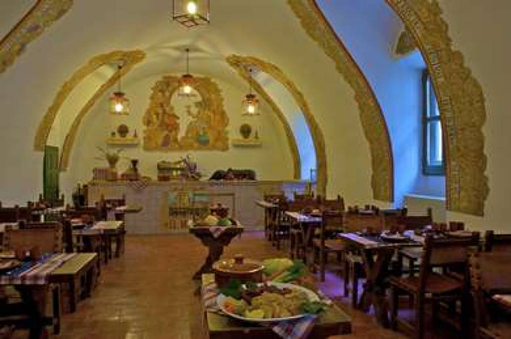 PARADOR DE CHINCHON 9