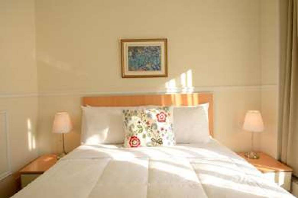 PARC SUITES HOTEL MONTREAL 2