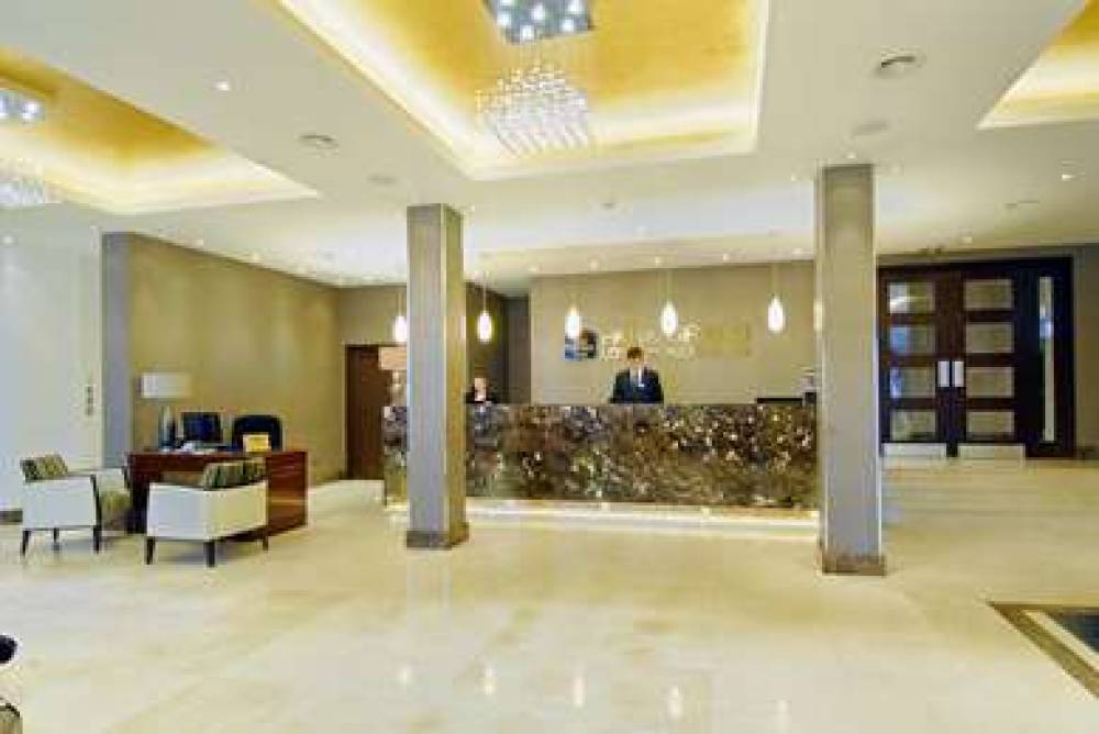 Park Grand Heathrow 2