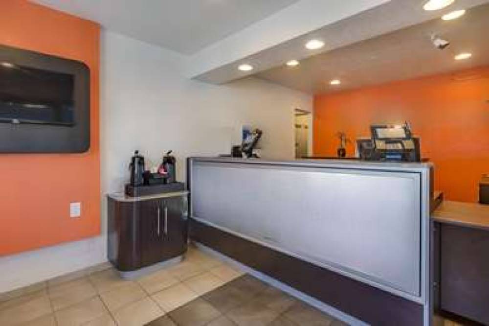 PARK INN BY RADISSON LAKEWOOD 7