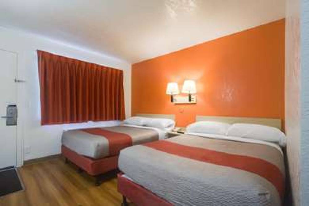 PARK INN BY RADISSON LAKEWOOD 6