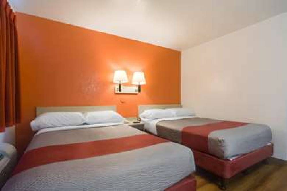 PARK INN BY RADISSON LAKEWOOD 5