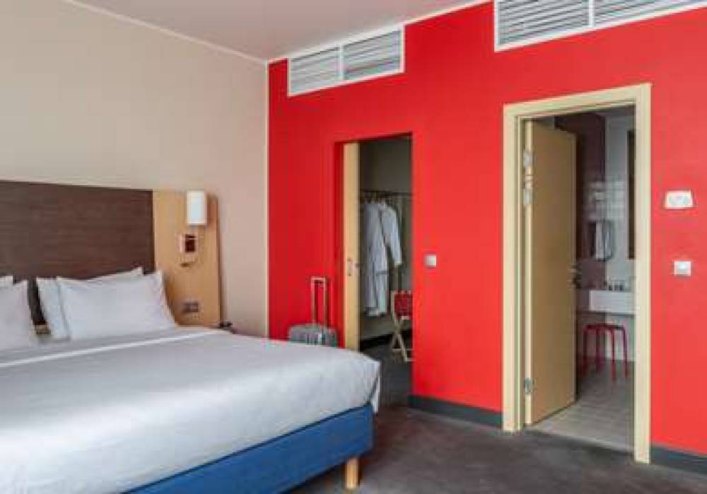 PARK INN BY RADISSON NOVOSIBIRSK 3