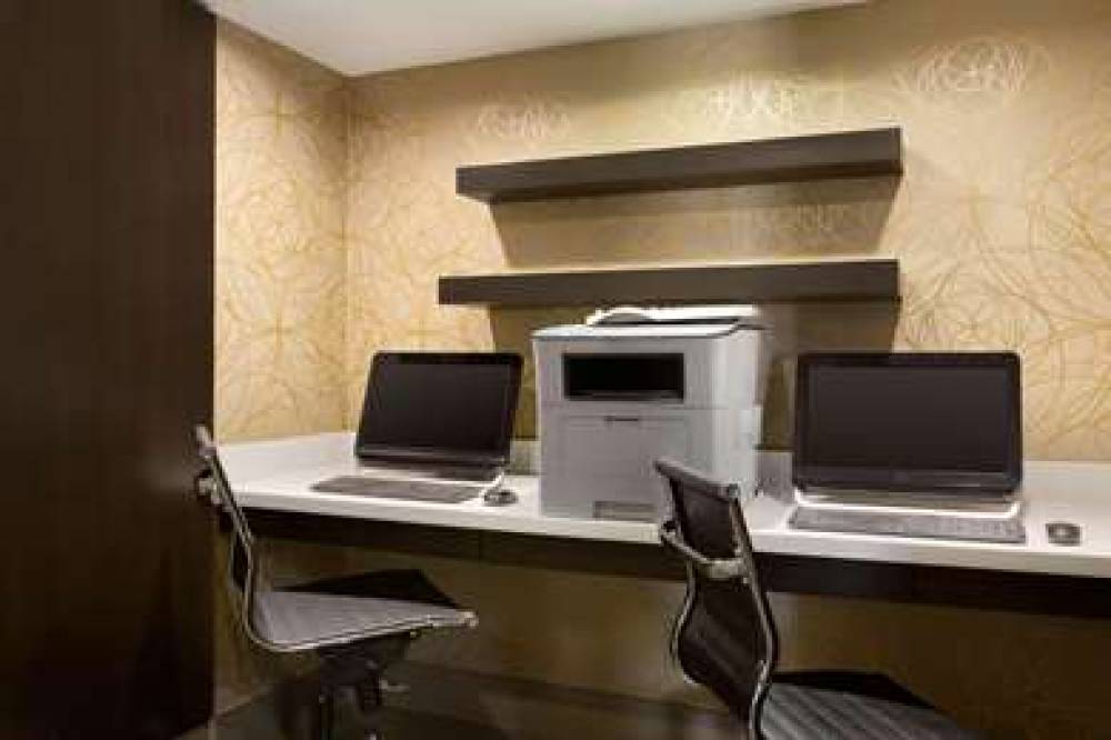 PARK INN BY RADISSON TORONTO-MARKHA 10