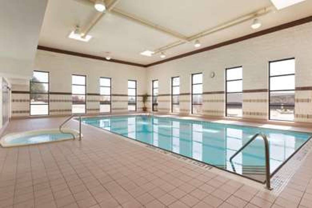 PARK INN BY RADISSON TORONTO-MARKHA 2