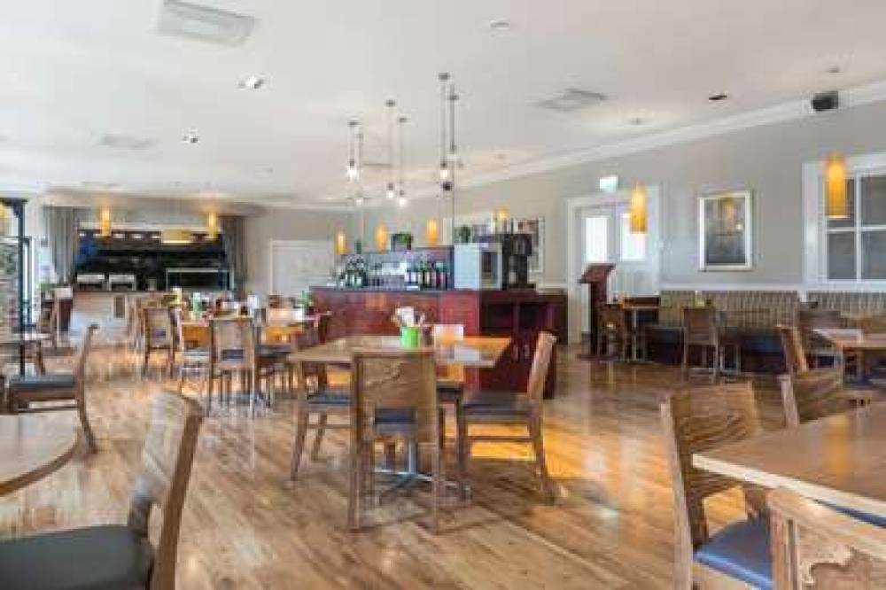 PARK INN SHANNON AIRPORT 6