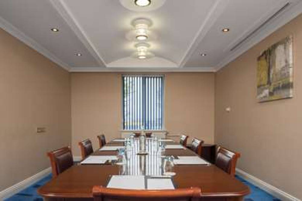 PARK INN SHANNON AIRPORT 10